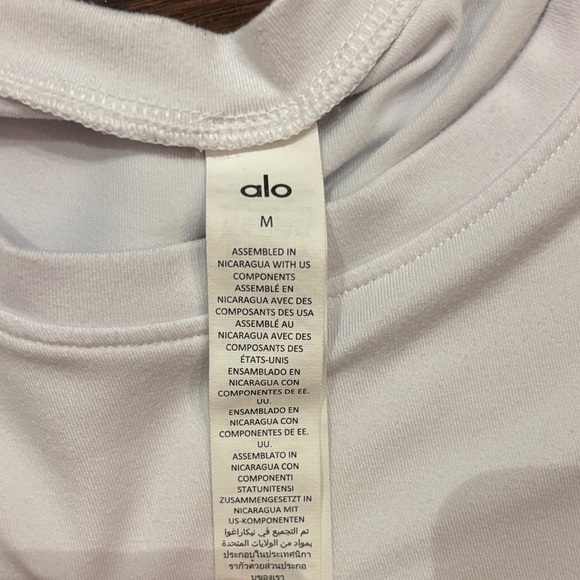 ALO | M | Alosoft Crop Finesse Short Sleeve - Picture 9 of 9